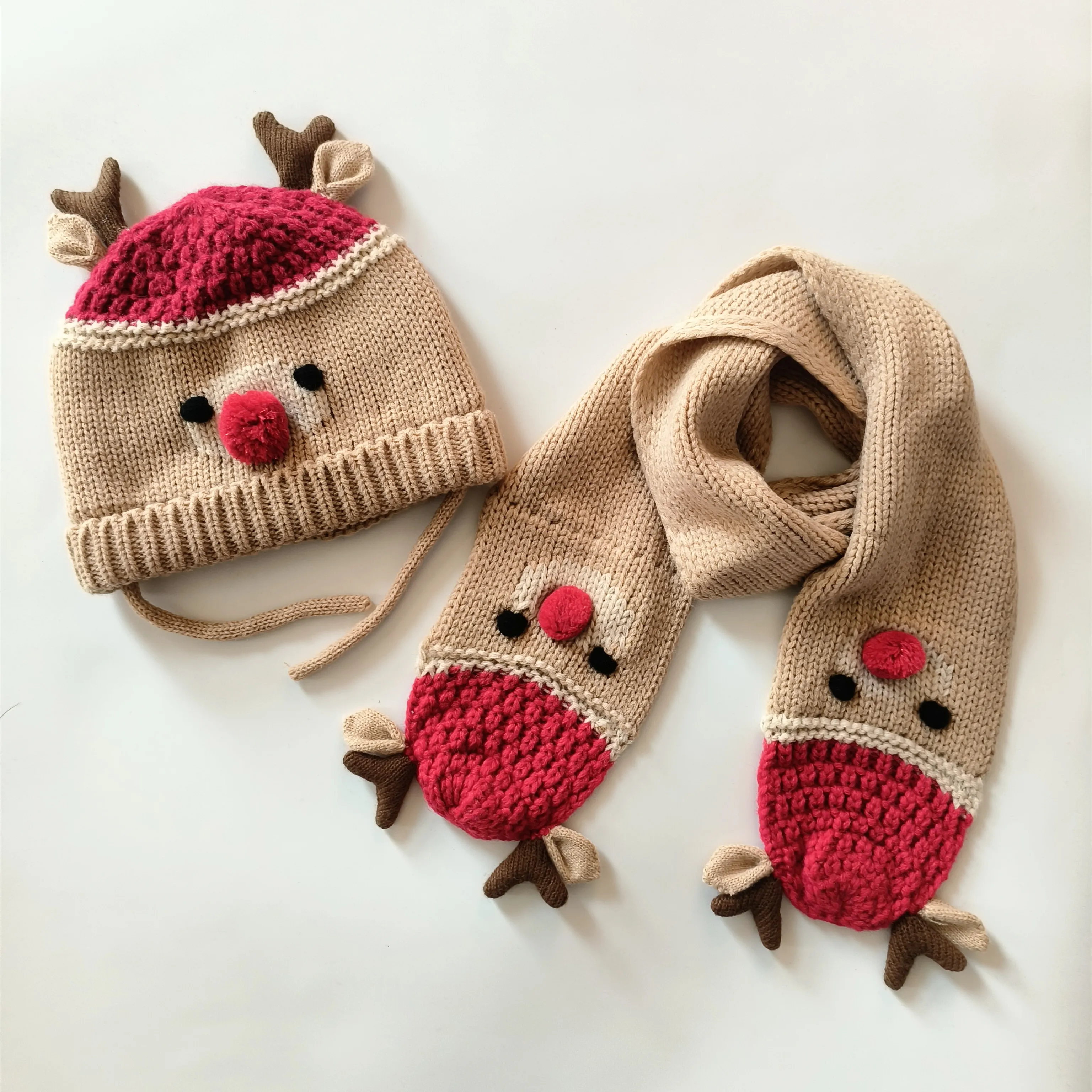 2023 new autumn winter christmas cartoon  knitted hats and scarf 2 pieces sets