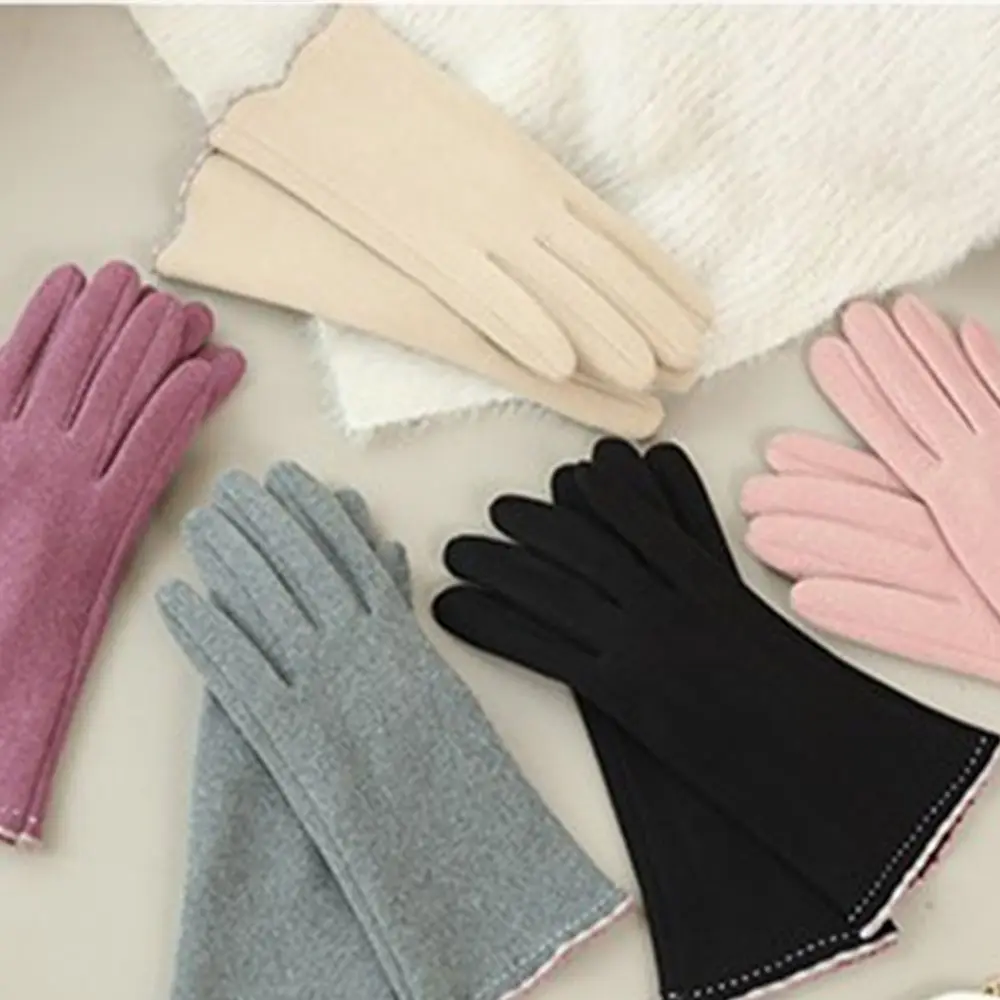 Color Soft Autumn And Winter Outdoor Cycling Point Finger Women  Gloves Korean Style Mittens De velvet Touch Screen Gloves