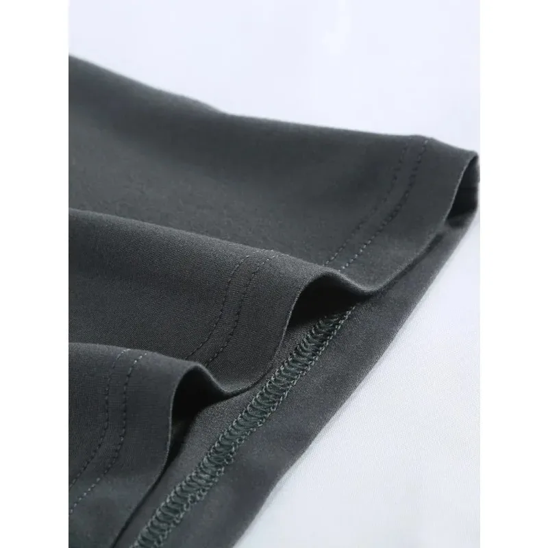 ملابس داخلية رجالية جديدة لصيف 2025: شورت مريح وبسيط على شكل قلب ومناسب بأربعة زوايا. يجب أن تجفيف الرجال بسرعة