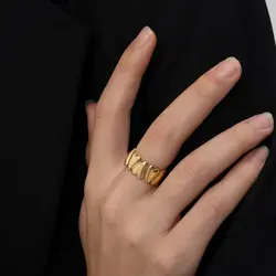 Metal Heart Stainless Steel 18K Gold-Plated Finger Ring - Waterproof Adjustable Band Jewelry