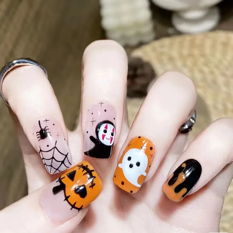 

Halloween Wearable Nails Wearing Armor White Pumpkin Castle Cute Graffiti Handmade Manicure Sweet Cool Black Student Nail Piece