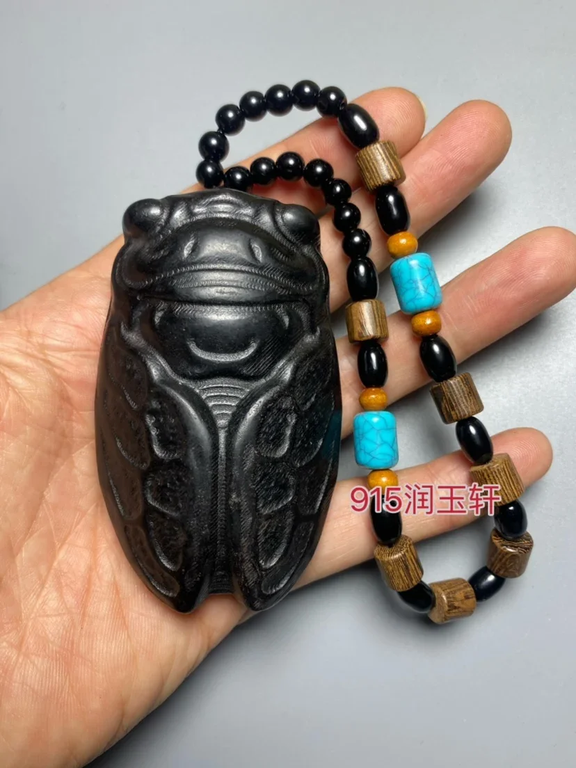 Hongshan antique jade black iron meteorite cicada play piece antique jade old jade Yiming amazing old object antique