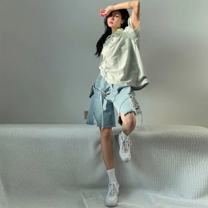 Pantaloncini di jeans a cinque punti per ragazza calda e sottile dal design nazionale alla moda