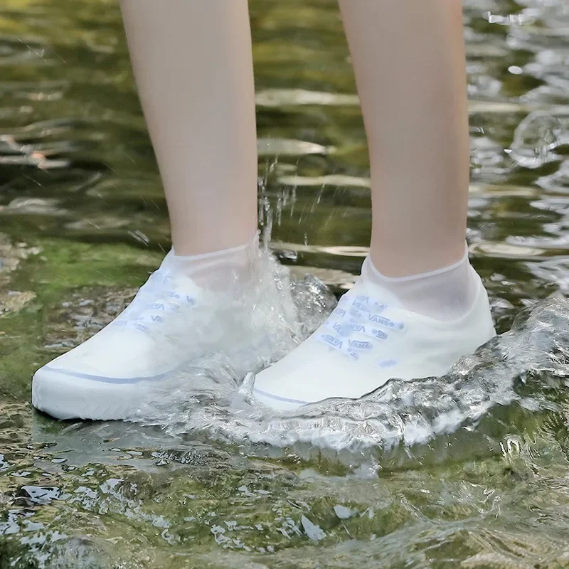 1 paar rubberen regenlaarsoverschoenen voor gebruik buitenshuis, siliconen waterdichte overschoenen, regenachtige dag overschoen, herbruikbare antislip regen