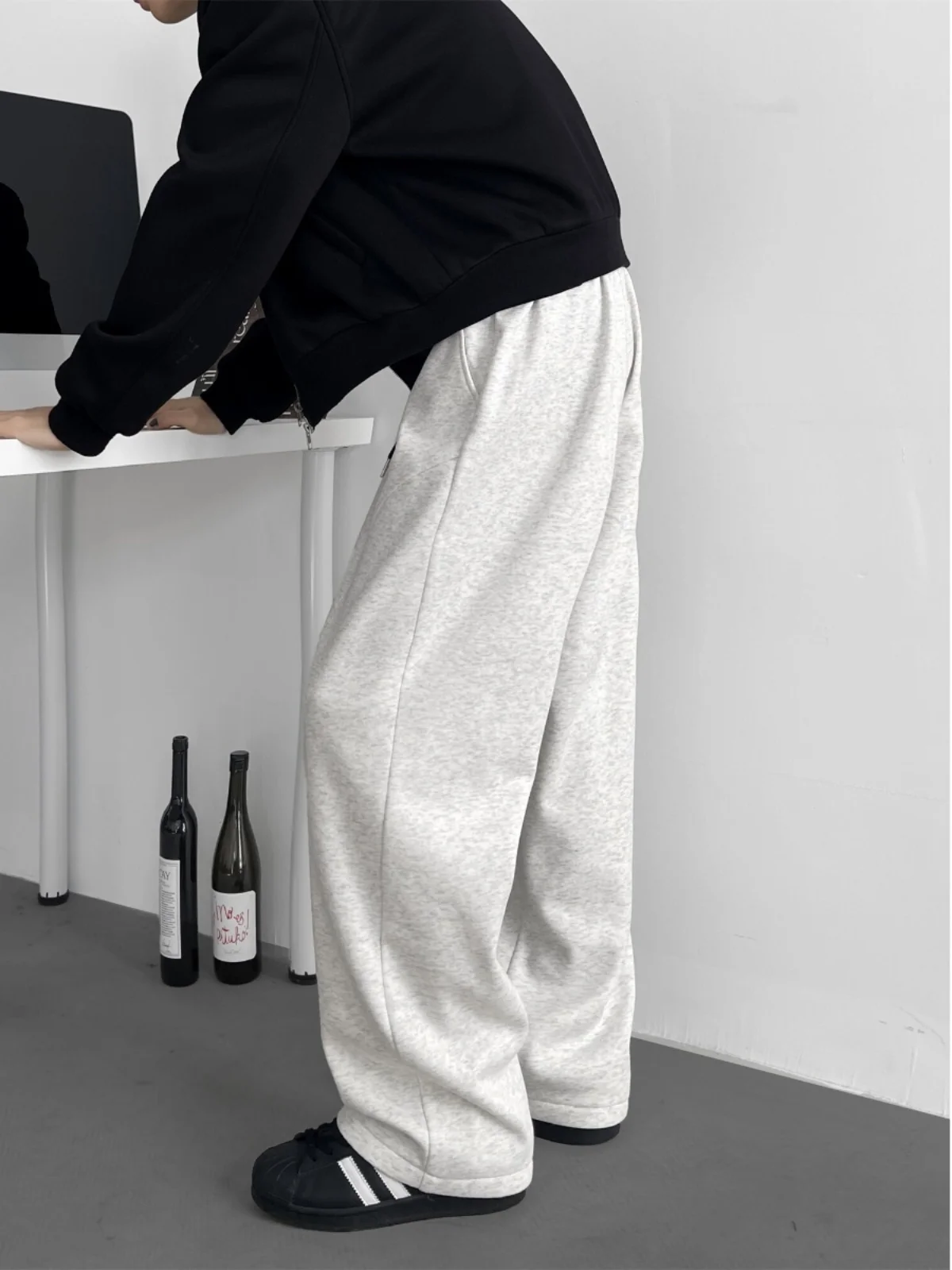 Cleanfit Grey And White Flowered Scythe Casual Pants for Men American Style Slant Cut Sports Straight Leg Long Trousers