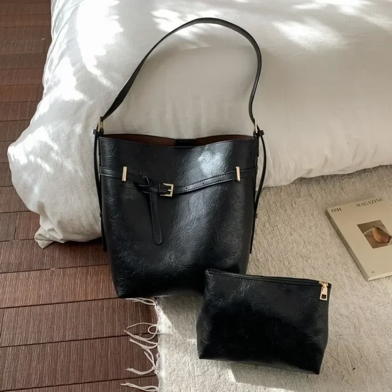 Sophisticated Effortless Diaper Bag Crossbody Baby Trip Daily Errands Exquisite Chic Sleek Practical Fashionable Parent-Friendly