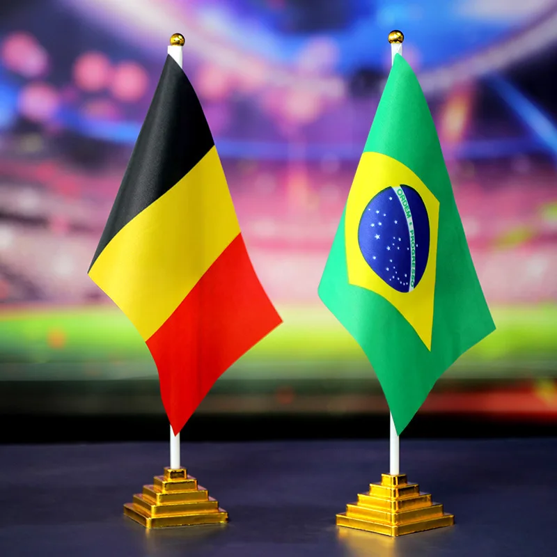 

10Pcs Gold-Plated Plastic Base Round Square Flagpole Base Table Flag Holders Mini Flag Bases for Table Party Decoration