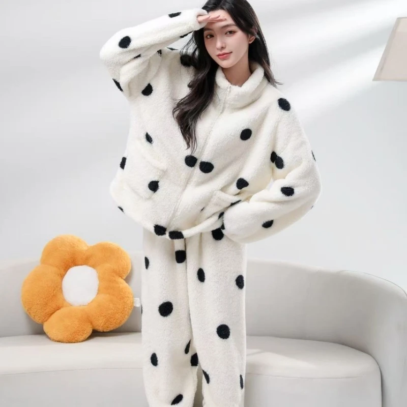 Autumn and Winter Home Clothes for Women with Thick Coral Warm Pajama Set Can Be Wearing Outward Wave Point Women Sleepwear