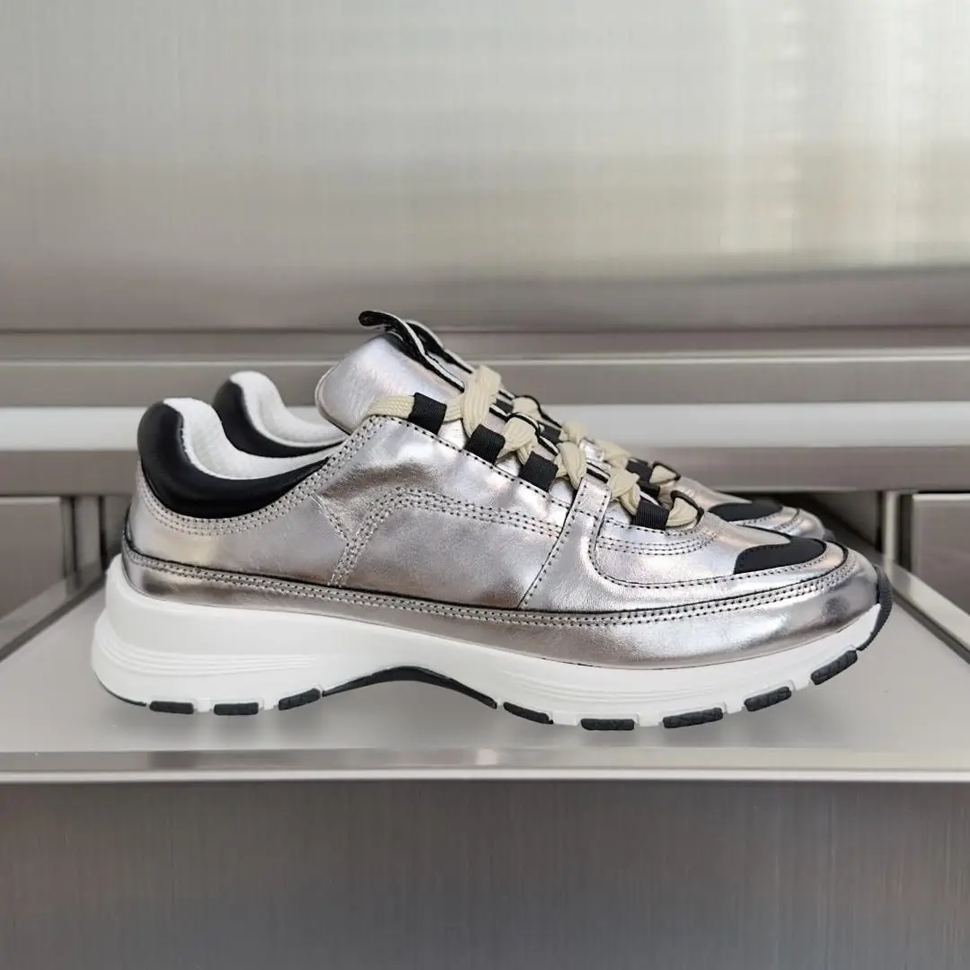 Unisex Trendy Retro Low Top Sneakers Shiny Metallic Leather Splicing Lace-up Lightweight Daily Athletic Footwear