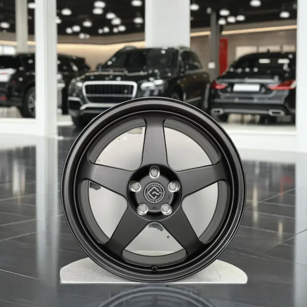 Customized Forged Alloy Wheels Polished With Various Sizes And PCDs Choose Rim And Hub Color