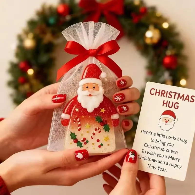 

Christmas Hug Ornament (Santa Claus Charm Keepsake): Holiday Cards With Bags – Ideal for Friends, Family, Kids, Adults, Women