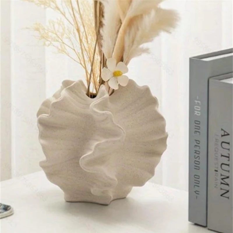 Modern Minimalist Irregular Abstract Petal Ceramic Vase Centerpiece For Living Room Table Decor For Women Elegant Christmas Gift