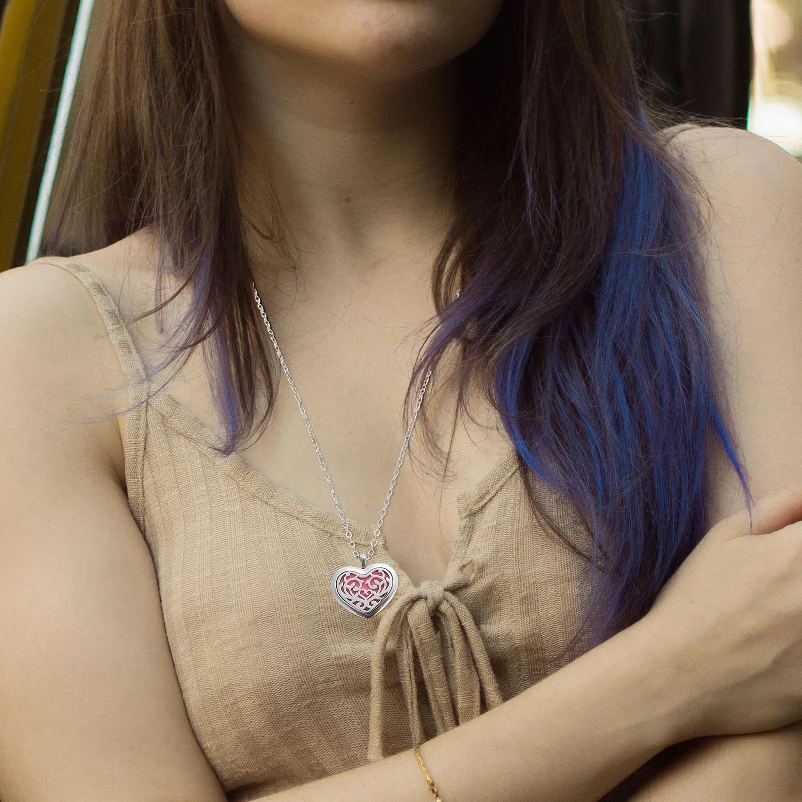 

Aroma Pendant Diffuser Necklace Aromatherapy Essential Oil Meaningful Gift Delicate Hanging Premium Material