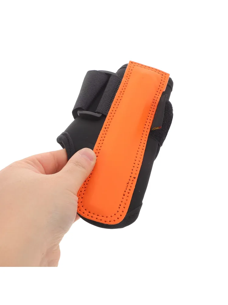 Golf Wrist Brace Swing Training Aid Adjustable Lightweight Breathable Wrist Trainer Golf Swing Corrector for Consistent Gesture
