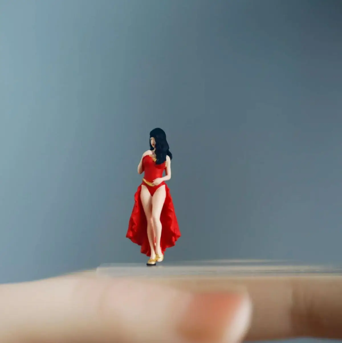 Resin 3D Print 1/64 Dovetail dress Cool Girl Miniature Figure Model Micro Creative Photography Display Collection Decoration