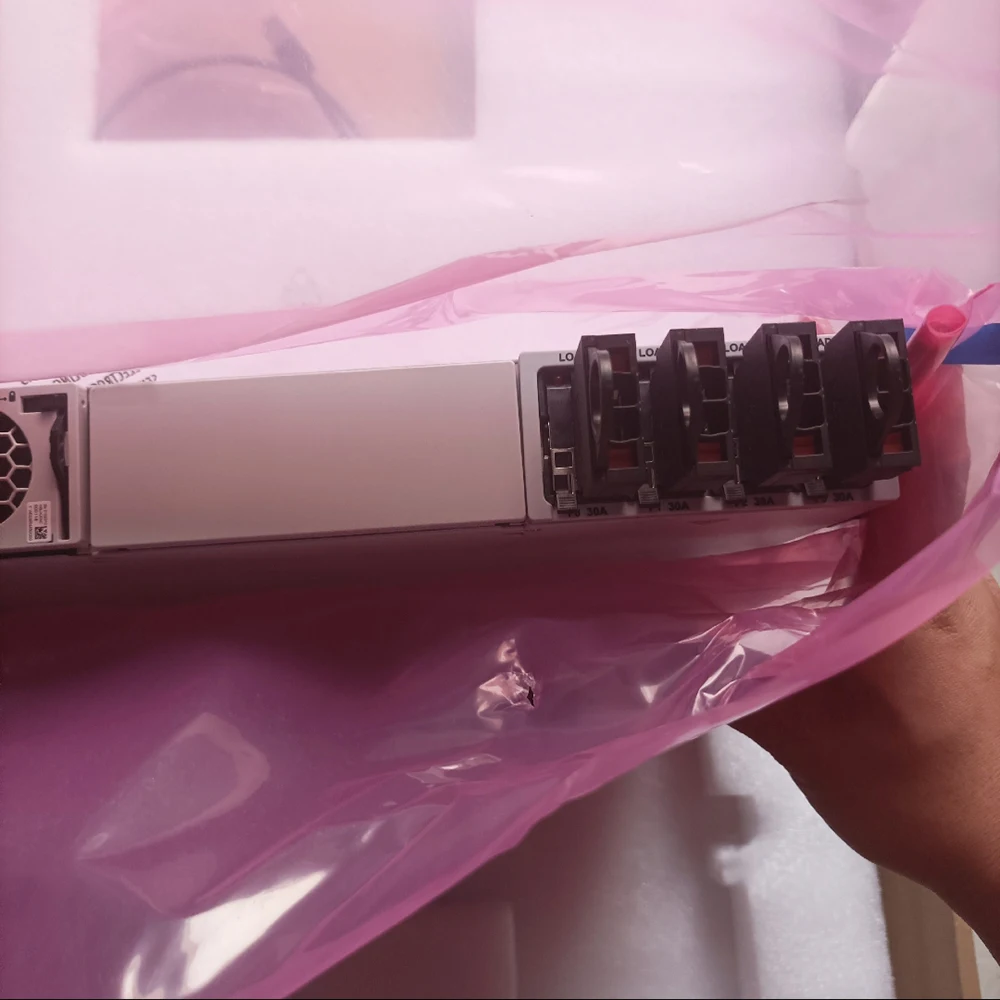 100-120 فولت/200-240 فولت لنظام الطاقة المدمج Gpon Epon Olt تيار مستمر تحويل التيار المتناوب 50A التيار المتناوب مقوم التيار الكهربائي ETP48100-B1