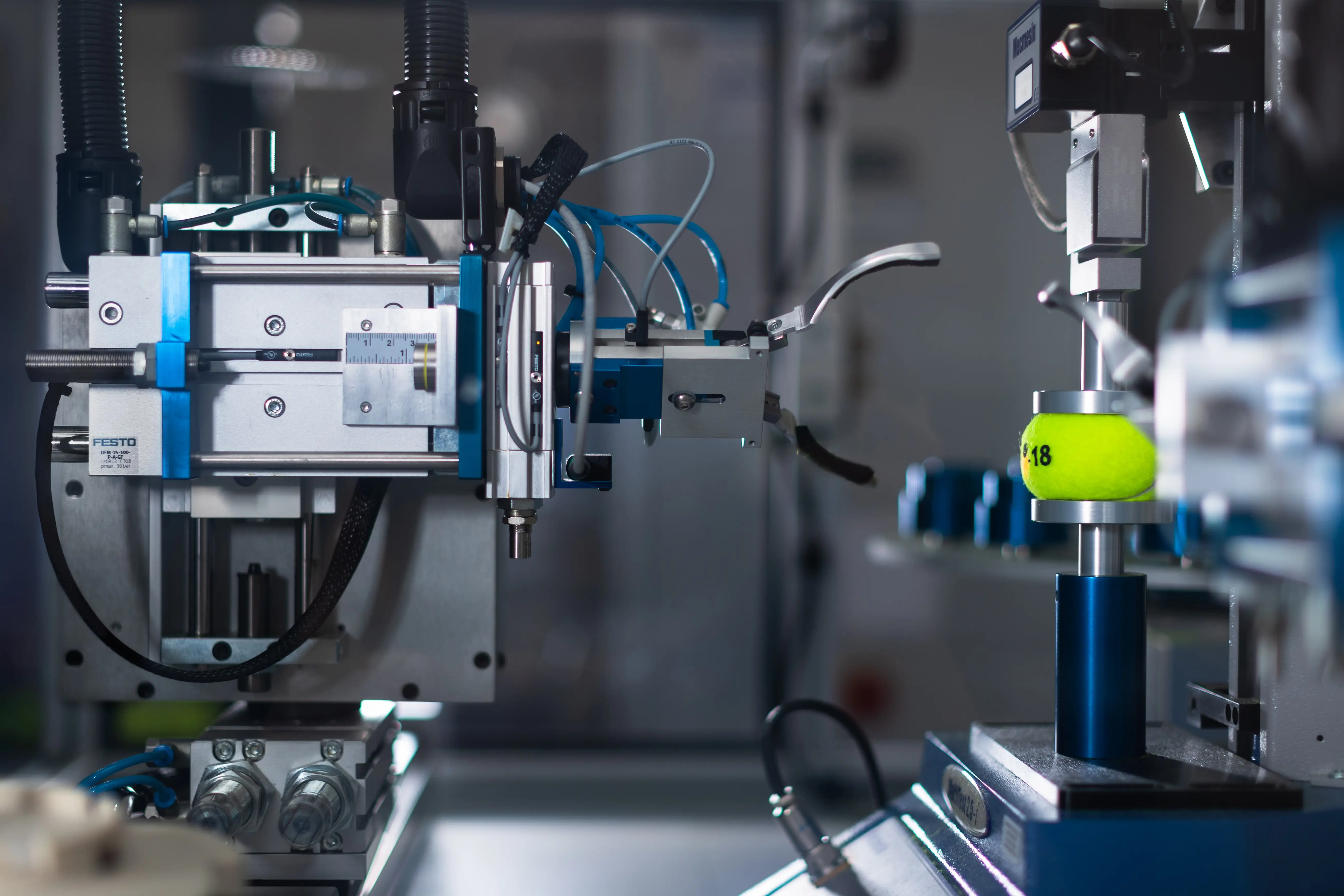 

1000W ac Servo Motor 5.4A 3.3N.m 80SS100 0.6N.M/A CNC Laser Medical Machinery 3000rpm-6000rmp 220V 0.1kw