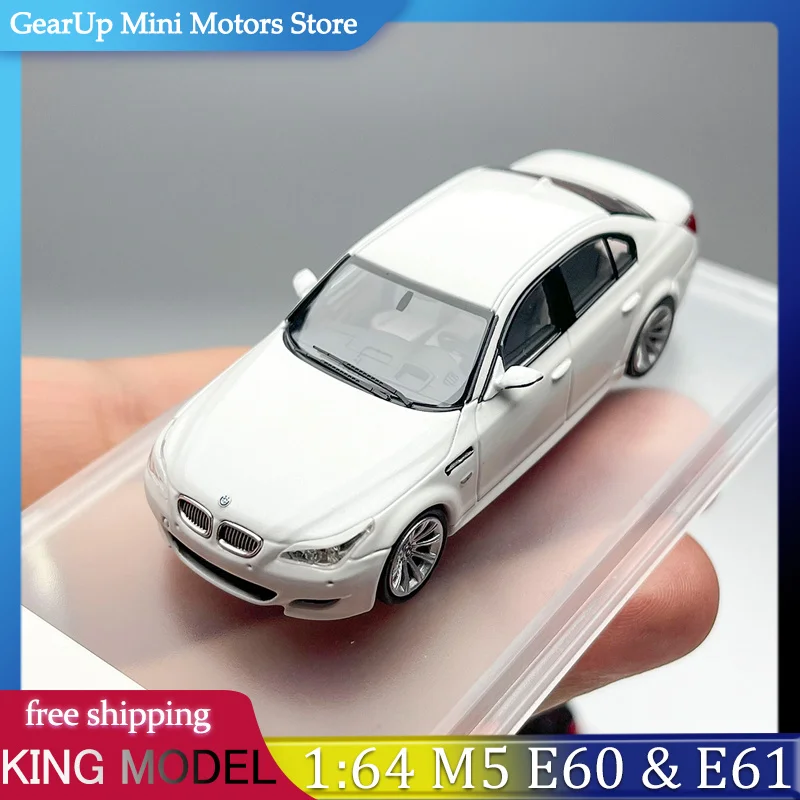 

New KING MODEL 1:64 BMW M5 E60 Sedan & E61 Touring Twin-Pack V10 Engine Alloy Diecast Model for BMW M Collectors Toy In Stock