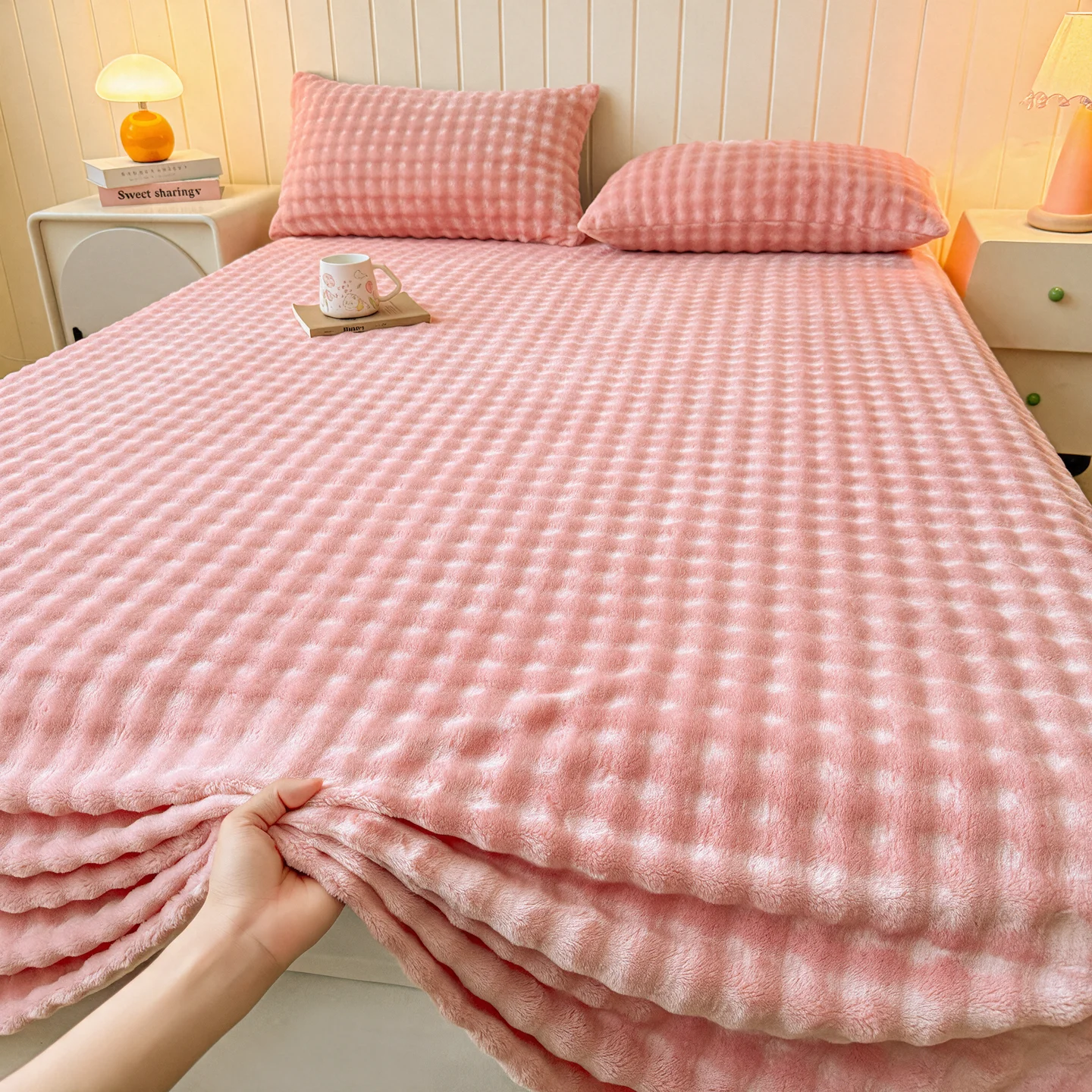 Plush Fuzzy Winter Bed Sheet, Soft Warm Shed‑Free Bubble Flannel Flat Sheet, Cozy Thick Bed Cover for Bedroom Guest Room