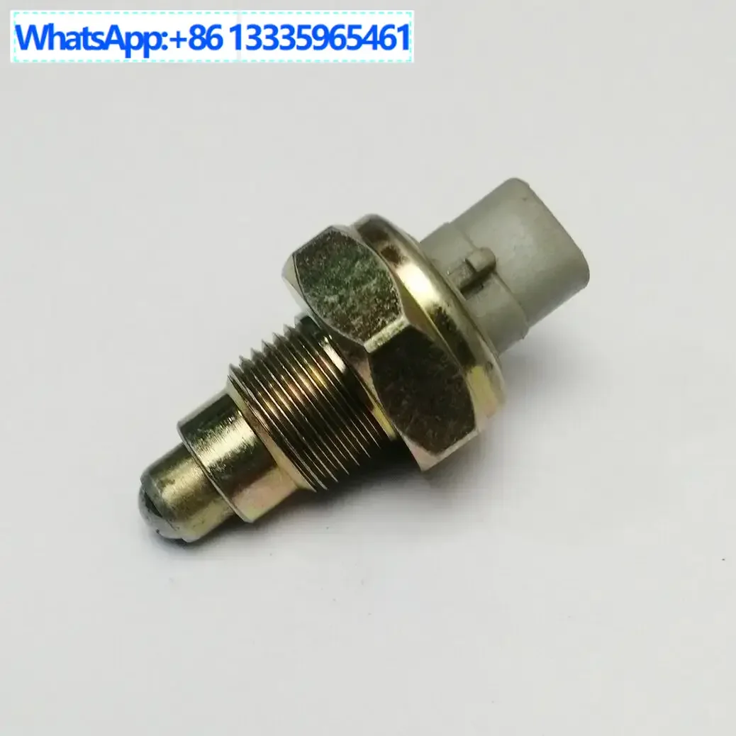 

2PCS Suitable for Great Wall Cool Bear Shiny Harvard M2 Lingao M4H1 Tengyi C30C50 Reversing Light Reverse Switch Sensor