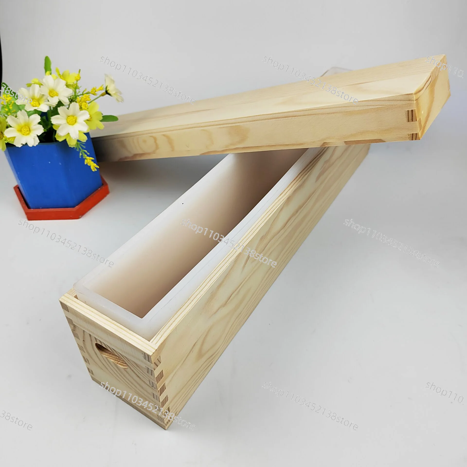 Rectangle Non-swelling Toast Box Handmade Soap with Lid Wooden Box Long Strip Width 5cm Soap Rendering Silicone Mold