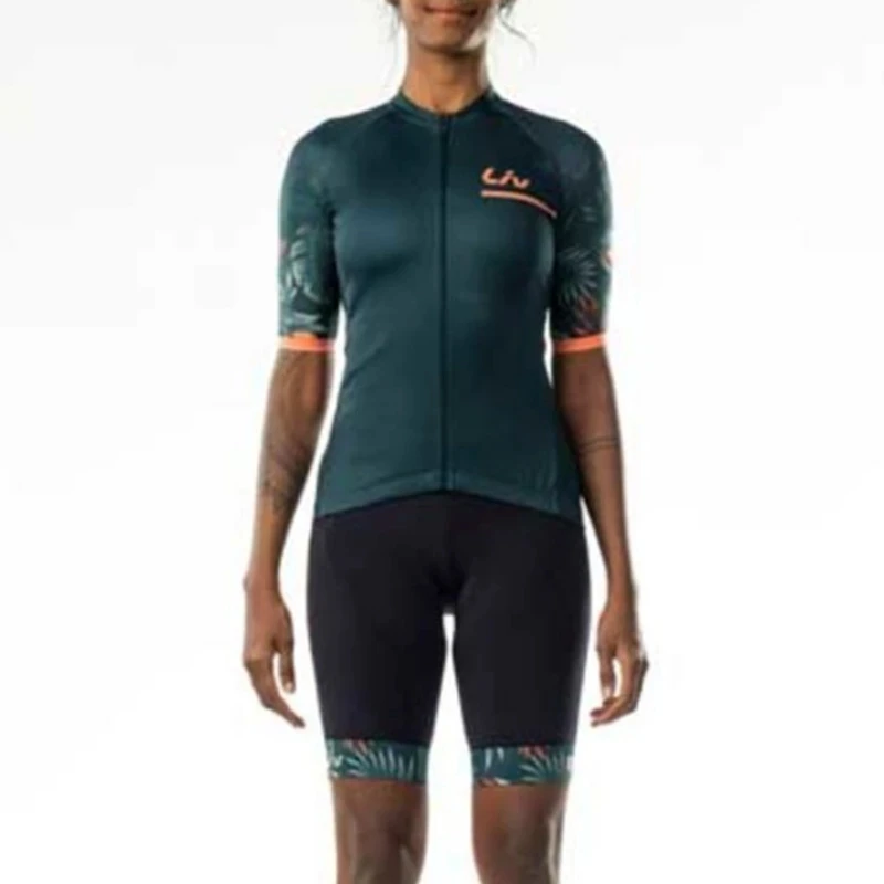 Thumbnail 4 - #32 Best Cycling Apparel to Buy In 2026
