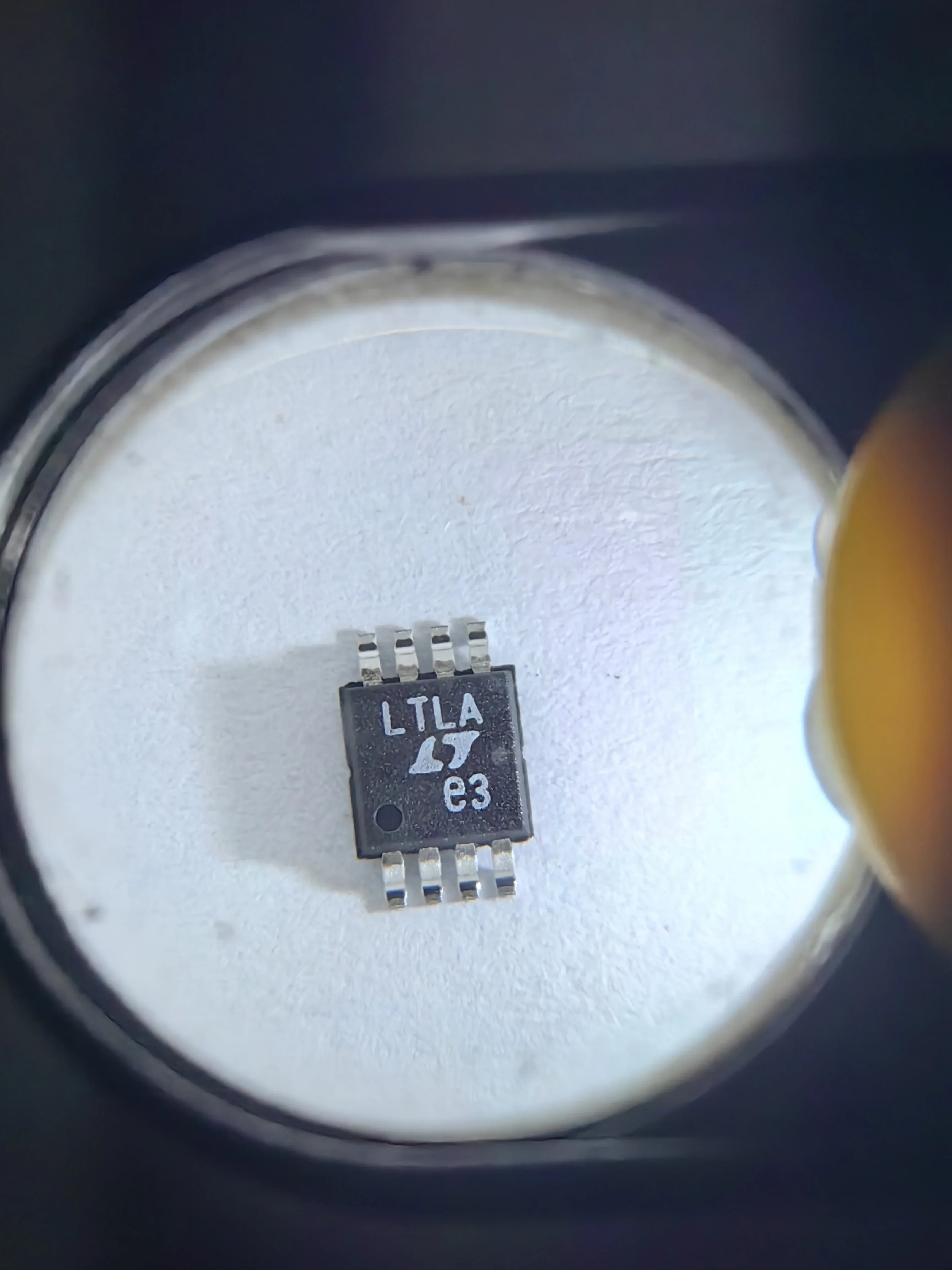 LTC1877EMS8 LTC1877IMS8 LTC1877 - High Efficiency Monolithic Synchronous Step-Down Regulator
