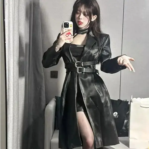 

Two-Piece Set High-End Royal Sister Style Sexy Mid-Length Leather Jacket Halter Neck Design Waist-Cinching Dress Set