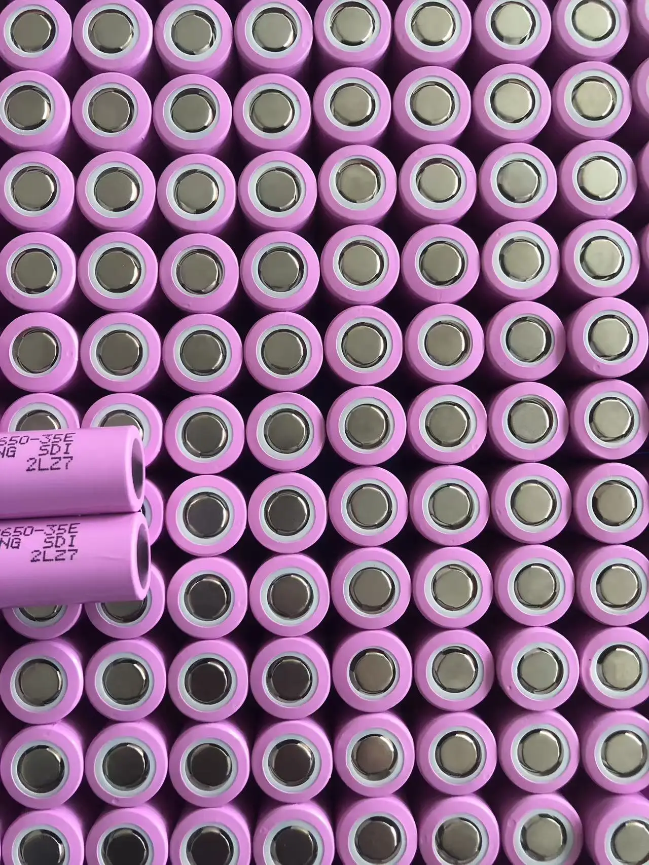 Batteria ricaricabile a scarica originale 35E 3500mAh 20A INR18650 35E 1-200 pezzi per batterie torcia batteria agli ioni di litio da 3,7 V