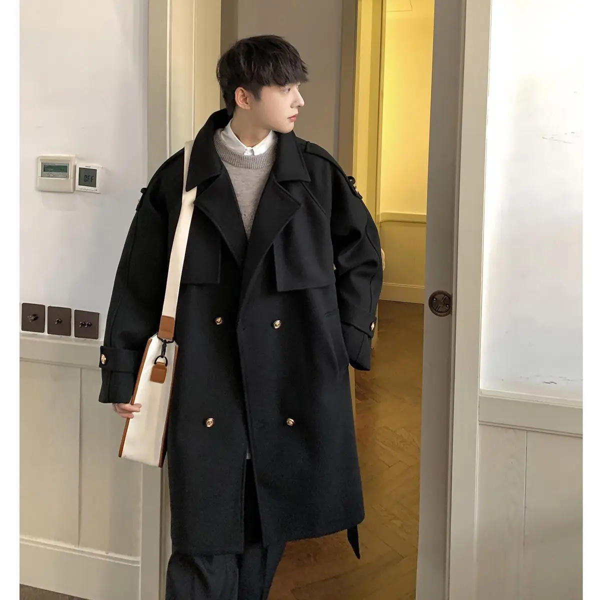 

Мужское шерстяное пальто-пейджкоут: соблазнительное, притягательное, очаровательное, магнитное, привлекательное, увлекательное, увлекательное, захватывающее, манящее