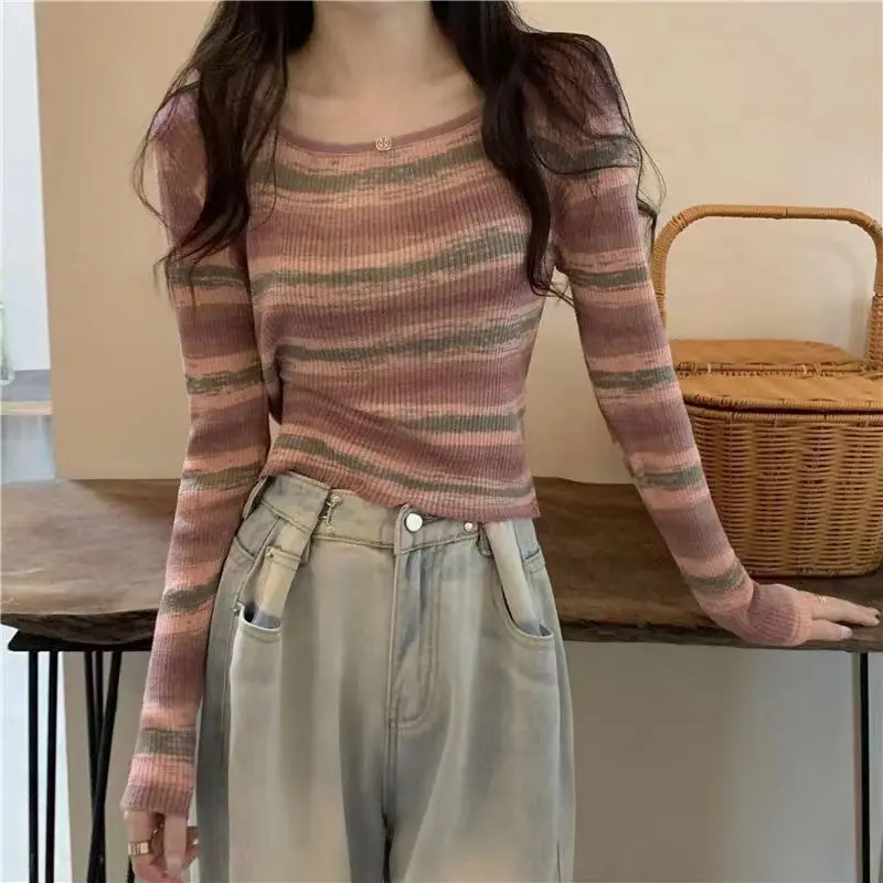 Women\'s Striped Sweater Autumn New O-Neck Long Sleeve Short Slim Knitted Pullover Sweaters Korean Style Vintage Knitting Tops