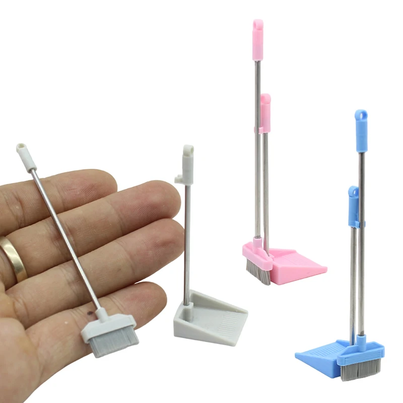 1 Set 1:12 Dollhouse Miniature Plastic Broom Dustpan Kit Toy for Dolls Home Simulation Cleaning Tools for Dollhouse Decoration