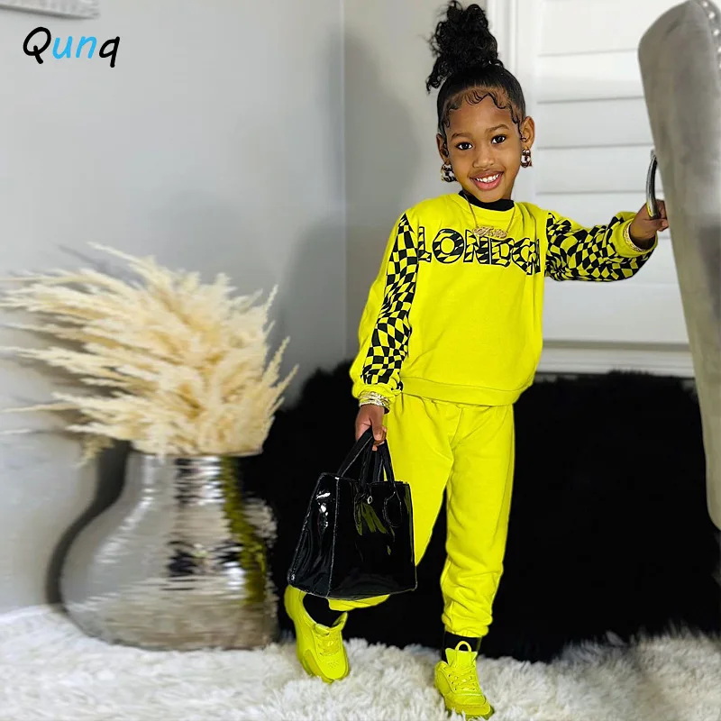 Qunq 2024 Spring Clothing New Girl\'s Leisure Sports Print Letter Round Neck Long sleeved Top and Pants kids Two piece Set