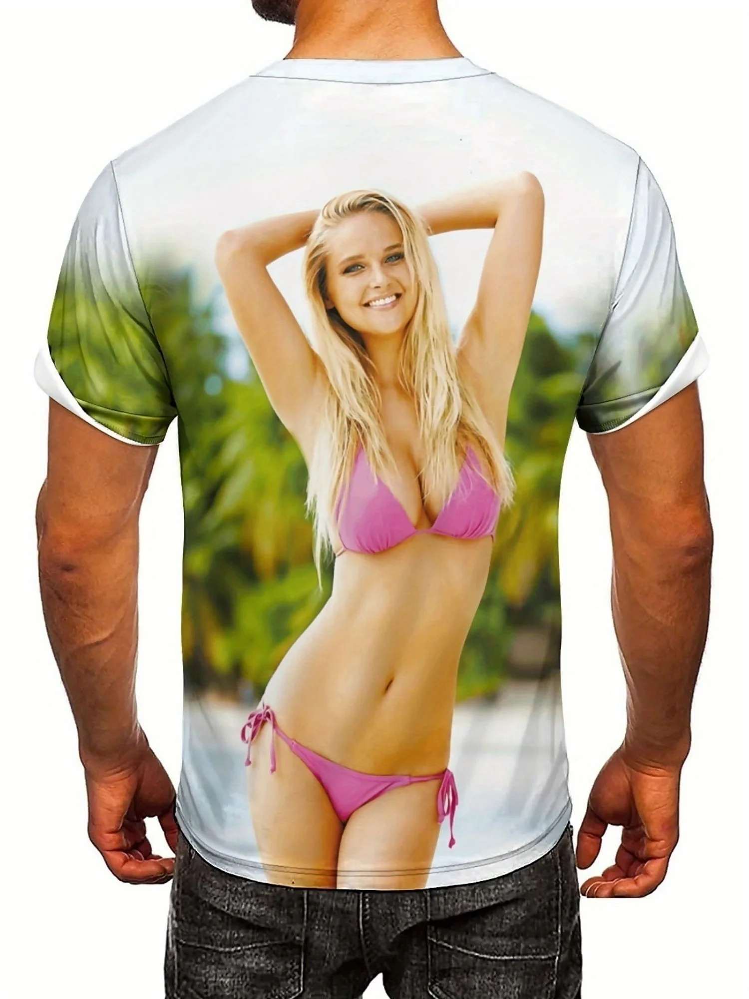Camiseta masculina com estampa de biquíni 3D – poliéster macio, manga curta, gola redonda, design vibratório de cena de praia, casual e moderno