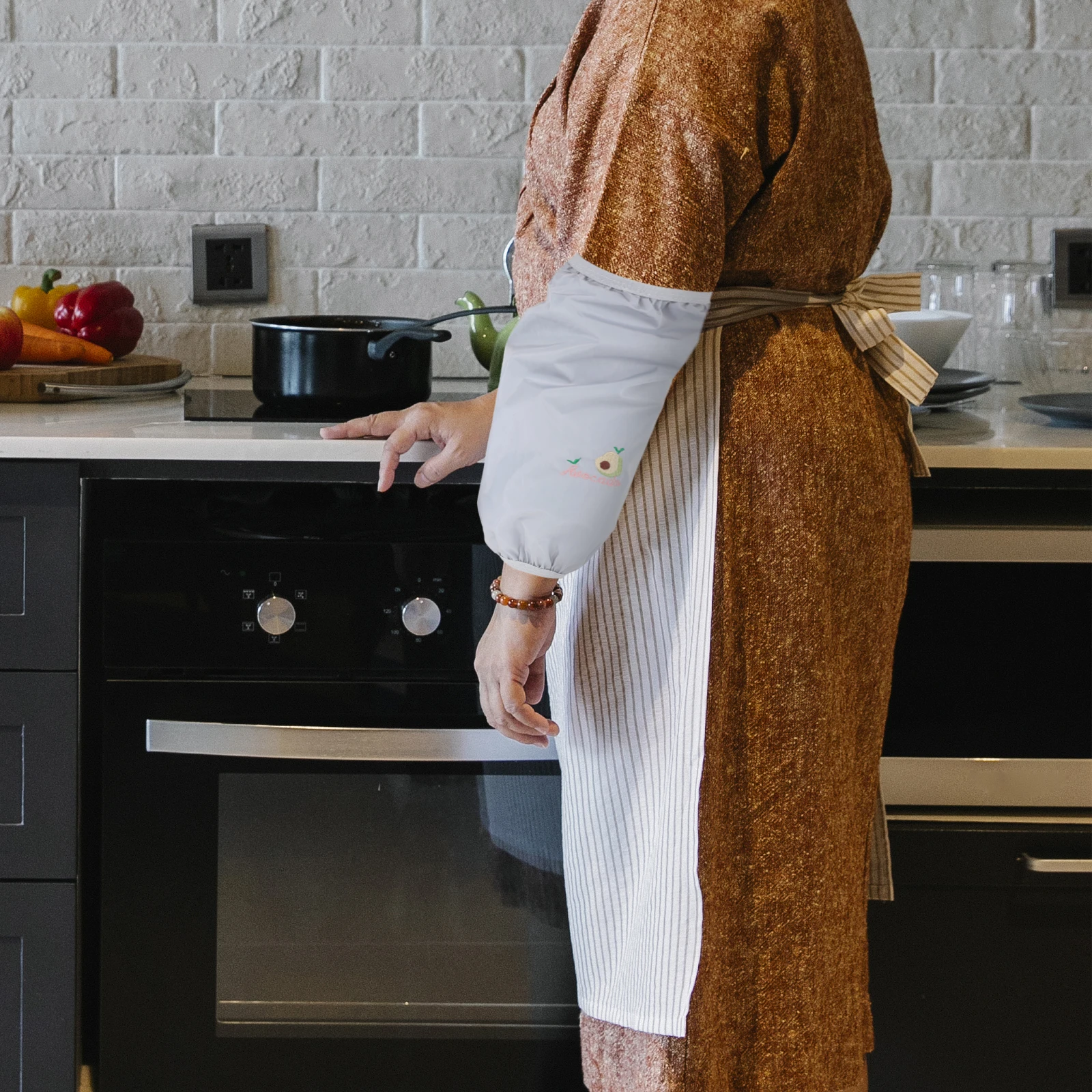 Waterproof Sleeve Protective Kitchen Sleeves Oil-Proof Anti-Fouling Arm Cover Universal Design Stain for Cooking