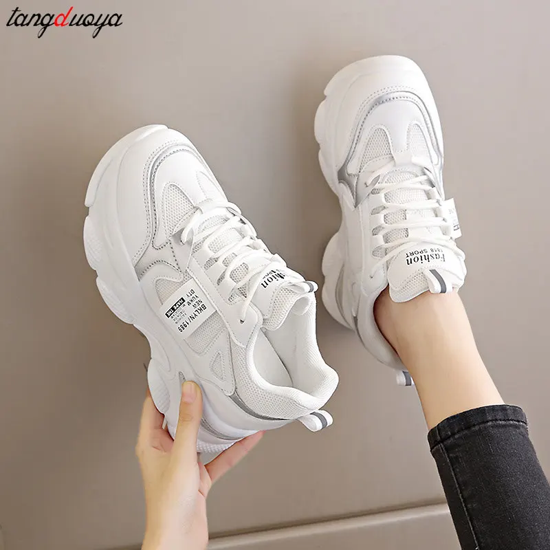 White Sports Shoes Women Spring Autumn Thick Bottom Ultra-light sneakers Casual Shoes Woman comfort Breathable Running Shoes