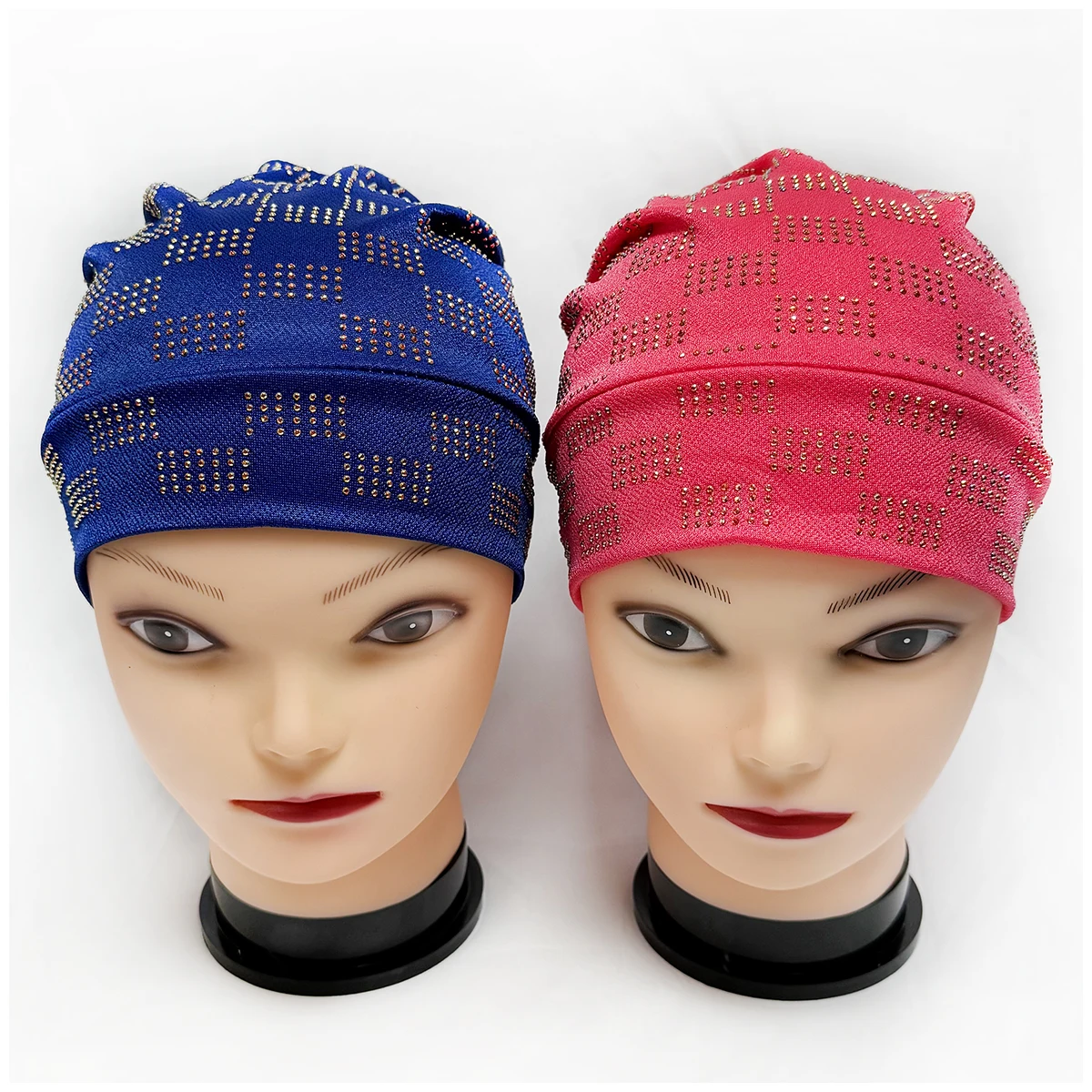 Hurtownia 6/12 sztuk Zamówienie Moda Muzułmańska damska czapka turbanowa Aksamitna gorąca czapka z kryształkami Solidna indyjska czapka z daszkiem dla kobiet