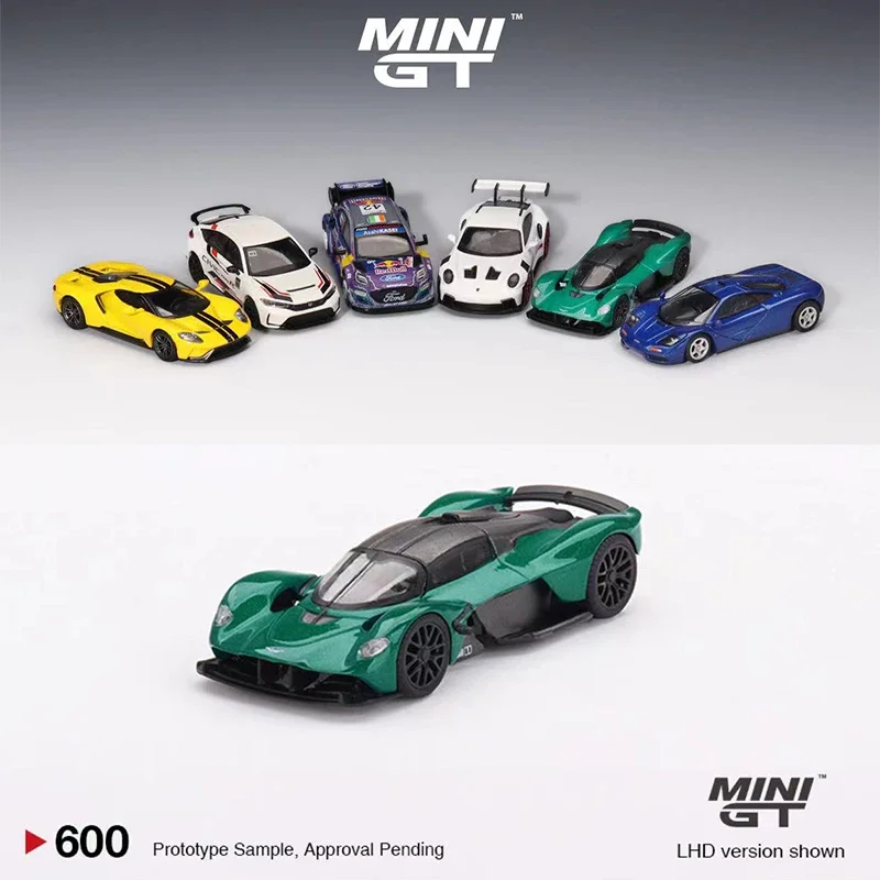 

MINI GT 1:64 Model Car AM Valkyrie Racing Sport Vehicle Display Gifts #600 Green