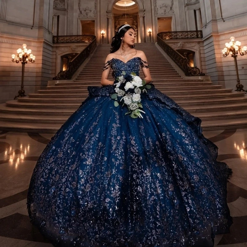 

Темно-синее блестящее платье Quinceanera, бальное платье с открытыми плечами, кружевная аппликация с блестками, тюлевой корсет из бисера, милое платье 16, Vestidos