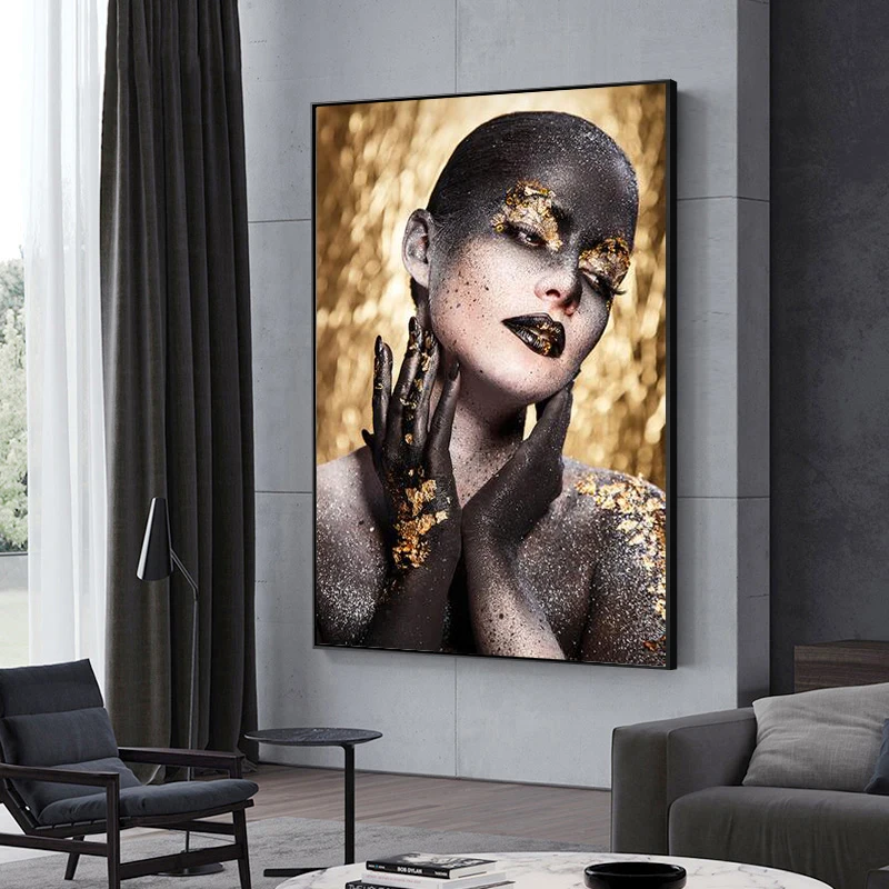 

Modern Art Makeup Woman Canvas Painting Fashion Gold Foil Figure Picture Print Wall Poster for Living Room Bedroom Home Decor