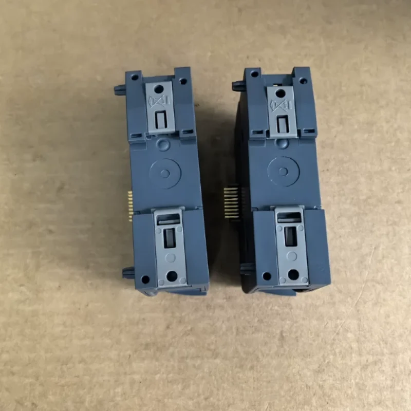 Brand-new, factory-sealed module  6ES7331-7PF11-0AB0