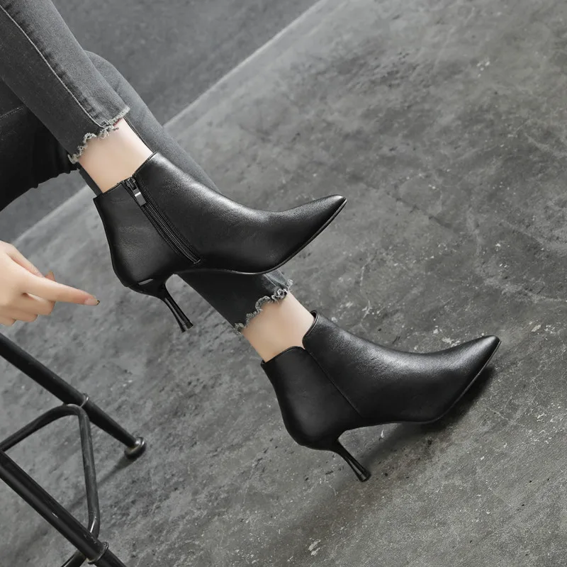 Women Boots Large Size Short Tube Stiletto High Heel Ankle Boots Pointed Toe 31-43 Small Size 32 33