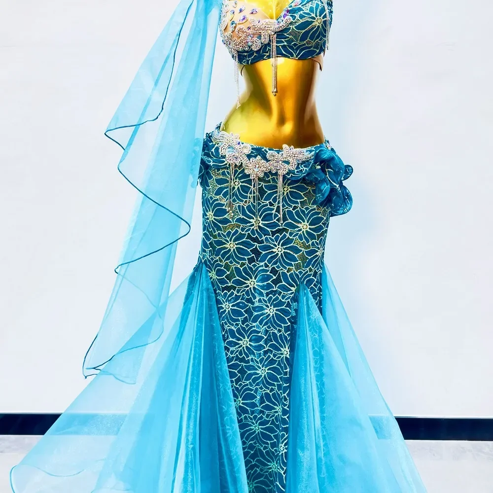 Damen Orientalisches Bauchtanz-Performance-Kostüm-Set mit Pailletten und Quasten aus Polyester-Spandex, M-L, Bühnen-, Party- und Wettbewerbs-Tanzrock-Outfit – Detail 3