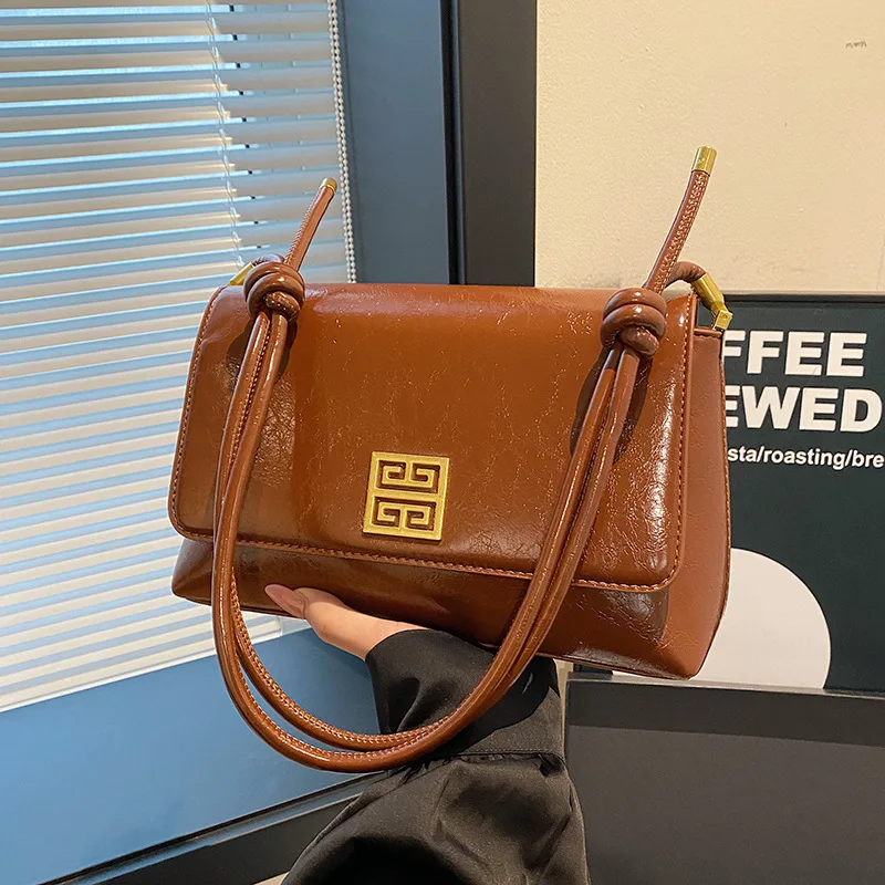2026 العصرية الرجعية الكلاسيكية حقيبة مربعة صغيرة مصمم الباريسي الراقية الخفيفة الفاخرة قسط الجلود المرأة حقيبة كتف الموضة #3