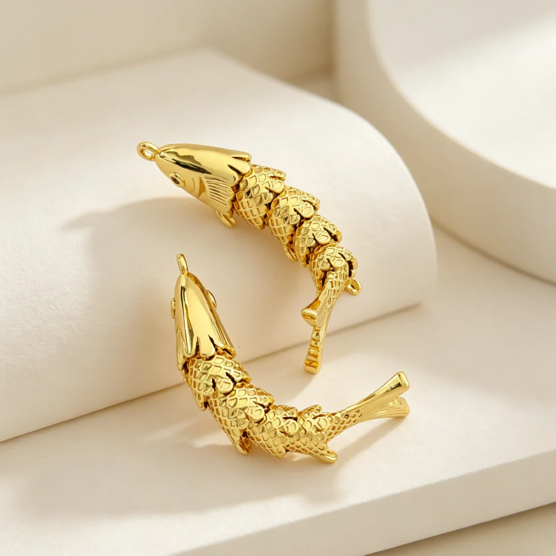 2Pcs Gold Plated Copper Good Luck Koi Charms Movable Fish Ocean Series for DIY Bracelet Necklace Making Light Luxury Accessories