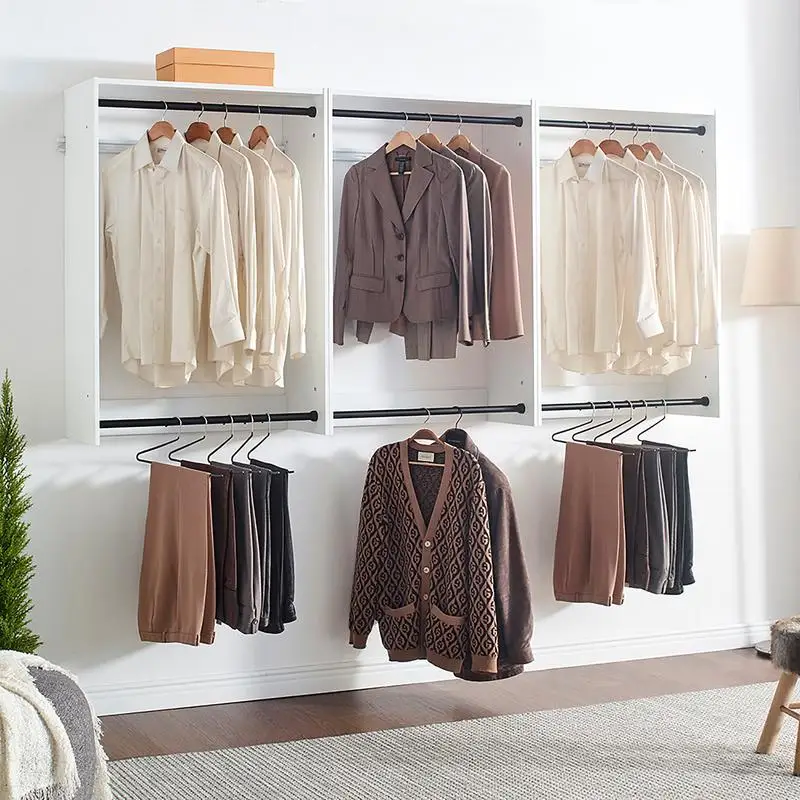 Système de placard mural en bois, solution de rangement personnalisable, design peu encombrant, organisation élégante pour toute pièce, facile