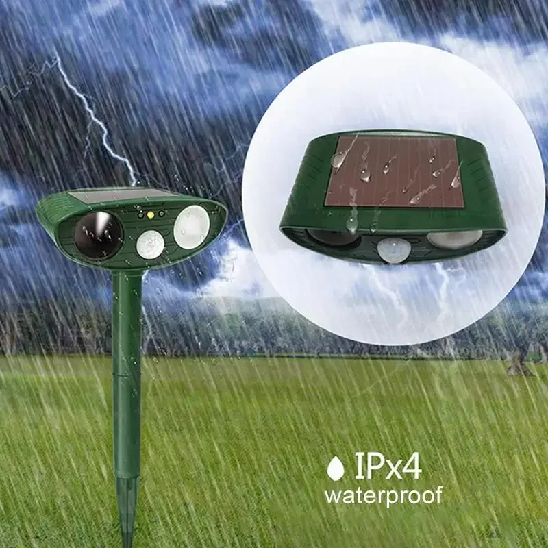 Outdoors Ultrasonic Pet Dog Cat Garden Deterants Upgrade Solar Power RepellersRechargeable for Animal Dog Raccoon Squirrel Deer