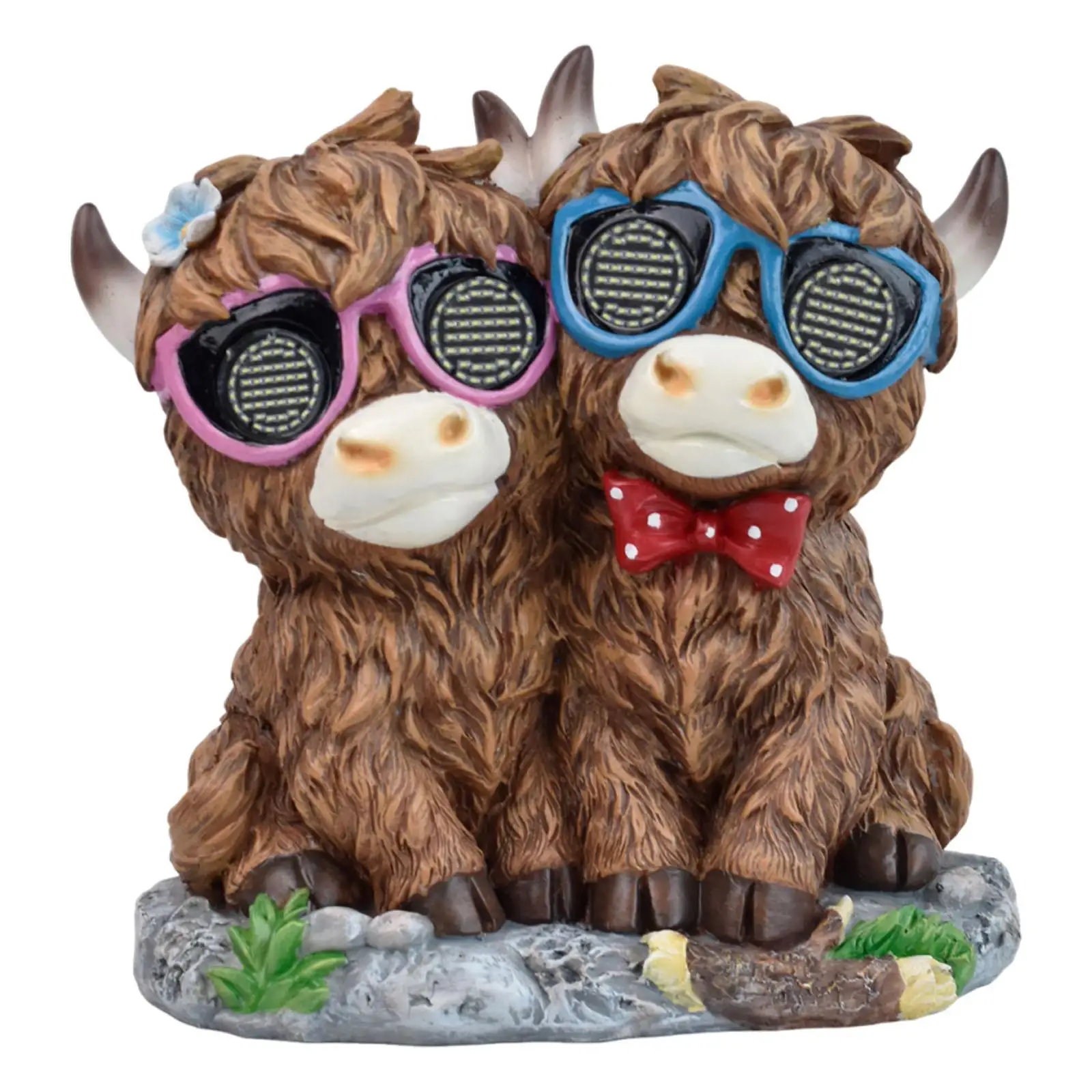Cow Sculptural Ornament Resin Solar Light Decorative Statue for Outdoor Garden Figures and Backyard Accessories