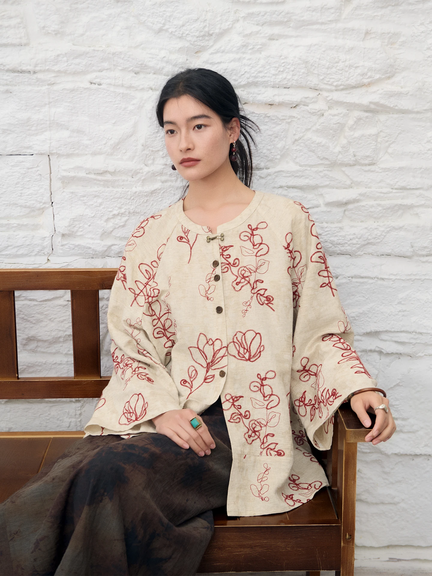 

Breathable Tibetan Love Letter Shirt Embroidered Cotton Linen Women's Vintage Top Artistic Loose Fit Long Sleeve round Neck