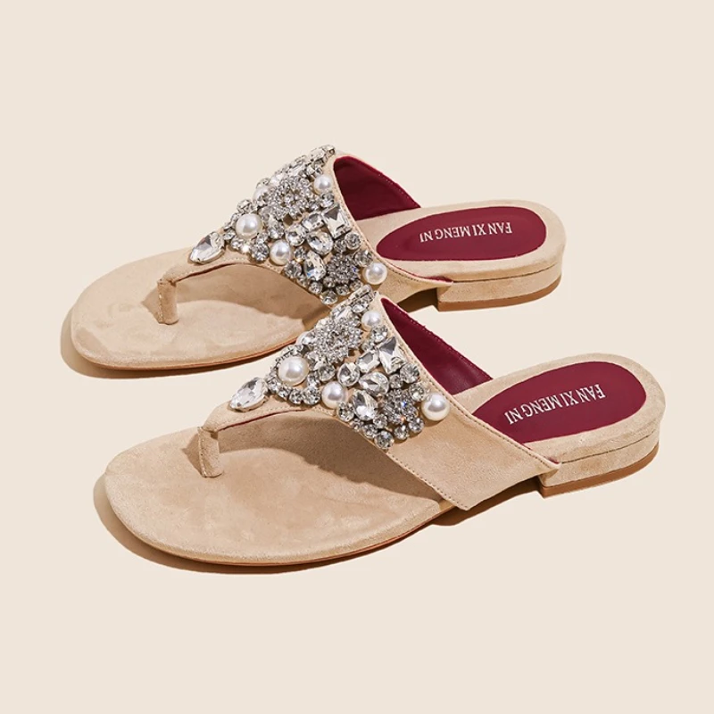 

Luxury Rhinestone Pearl Decoration Flat Sandals Flip Flops Women Summer Trend Low Heel Clip Toe Slides Comfort Beach Slippers
